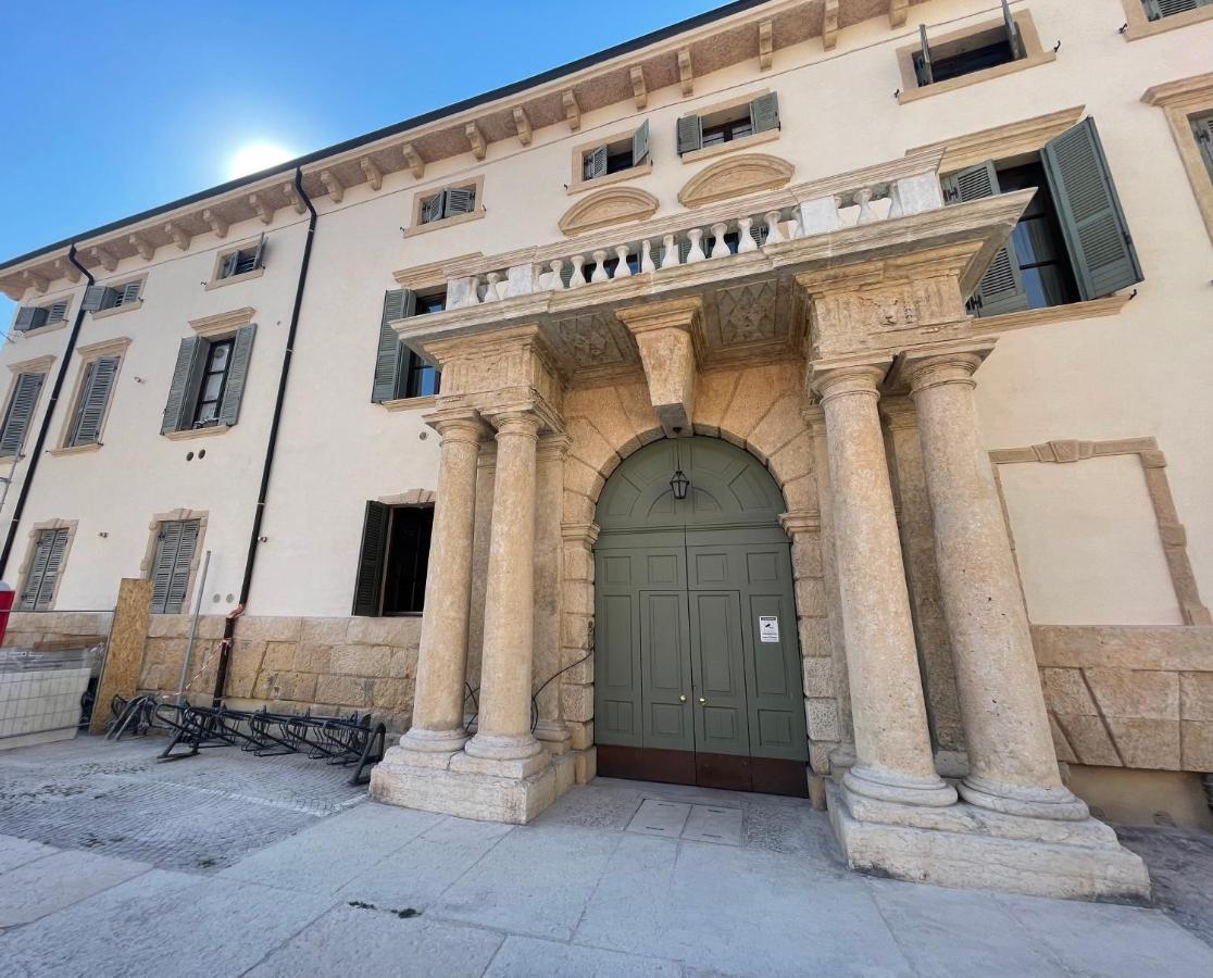 Antiche Colonne Suite Verona Exterior photo
