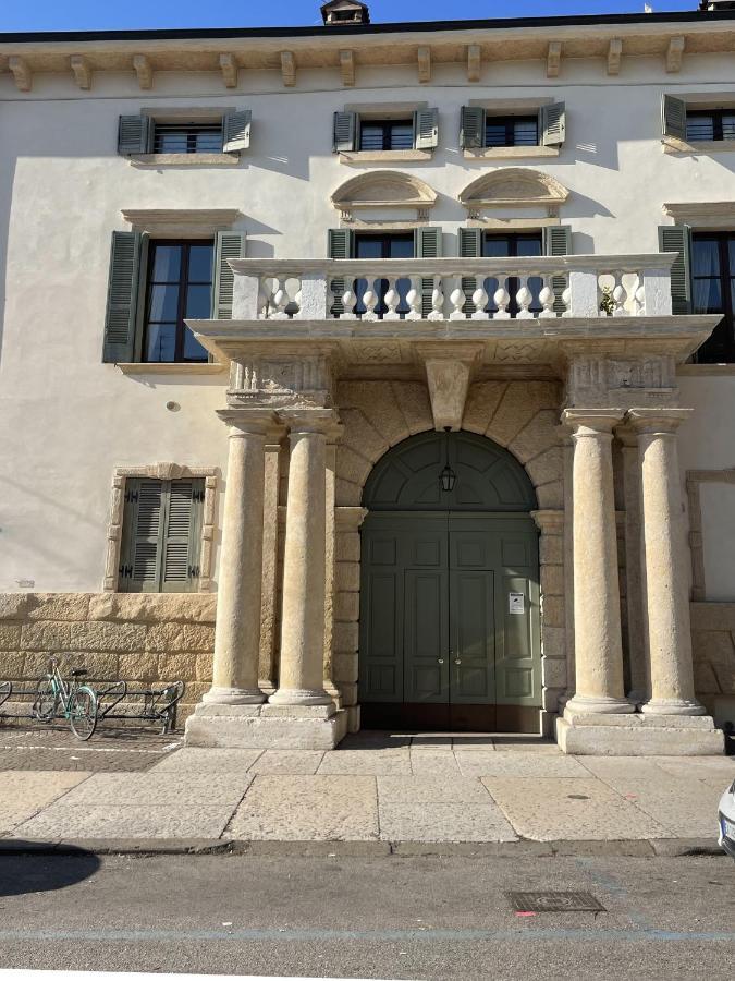 Antiche Colonne Suite Verona Exterior photo