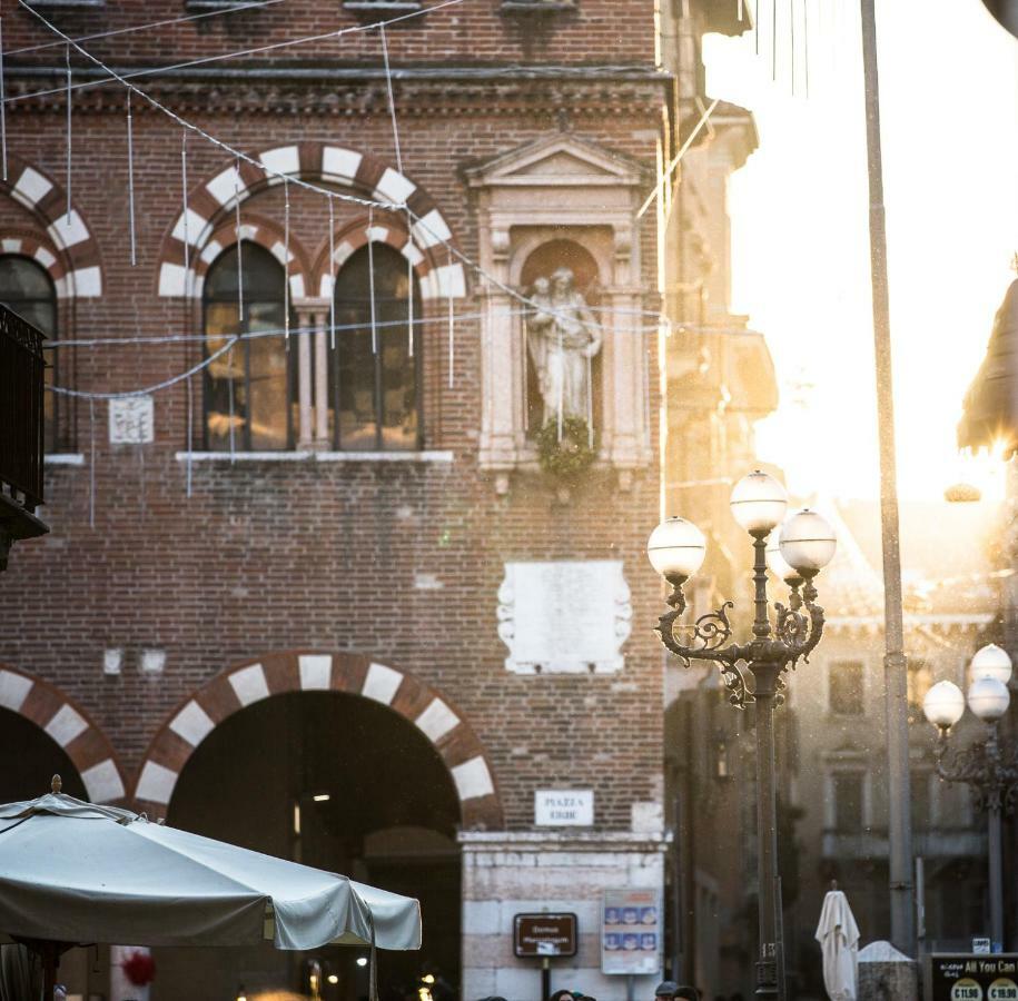 Antiche Colonne Suite Verona Exterior photo