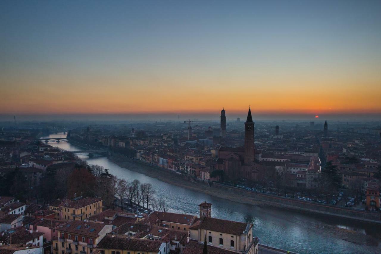 Antiche Colonne Suite Verona Exterior photo